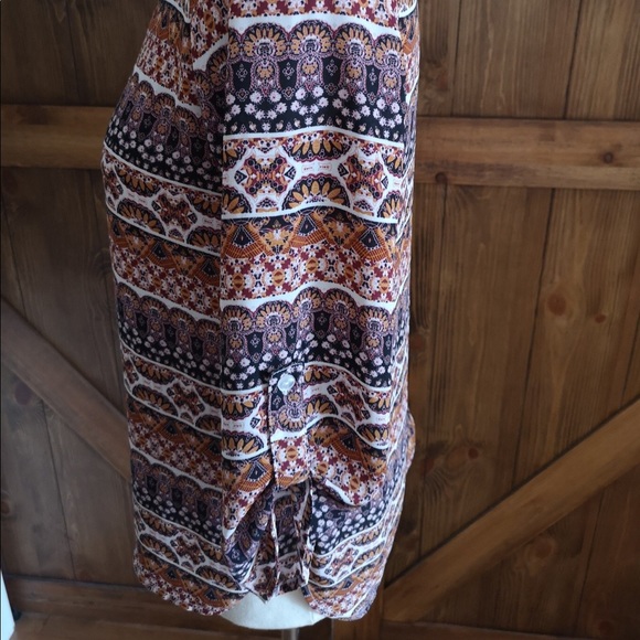 ⭐️5/$20 Boho Festival print blouse Pink Rose shirt multi pattern browns layer - Picture 3 of 4